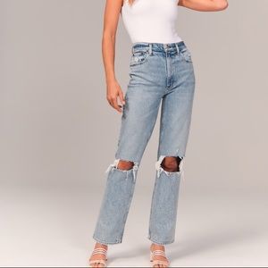 NWT 90s Ultra High Rise Straight Jeans Light Ripped Medium Wash 24/00 Short